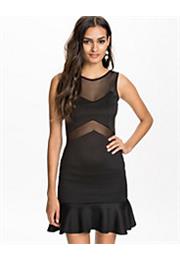 Mesh Trumpet Hem Kjole