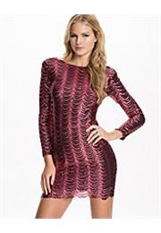 Special Shoulder Pad Scale Sequin Kjole